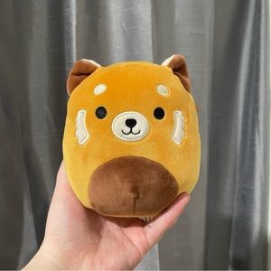 Seth the red panda 5" Squishmallow